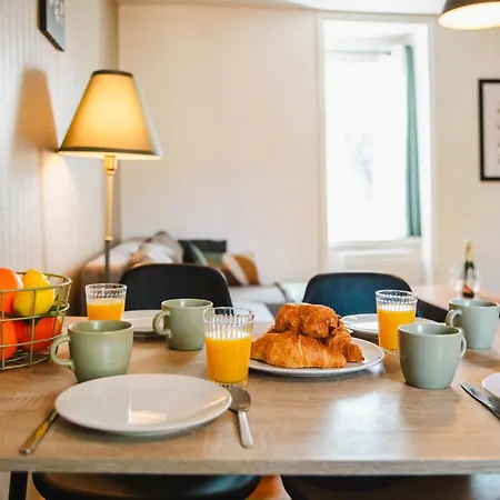 Nacre - 400m De La - Juno Apartmán